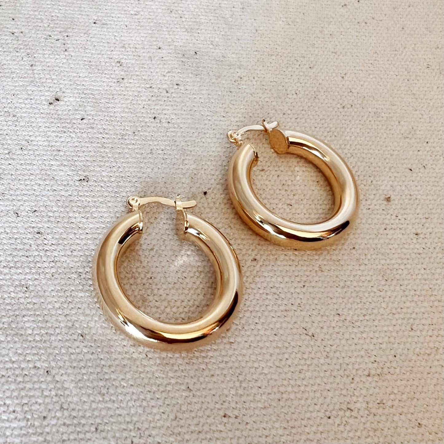 Essential 18k Gold Filled Hoop Earrings