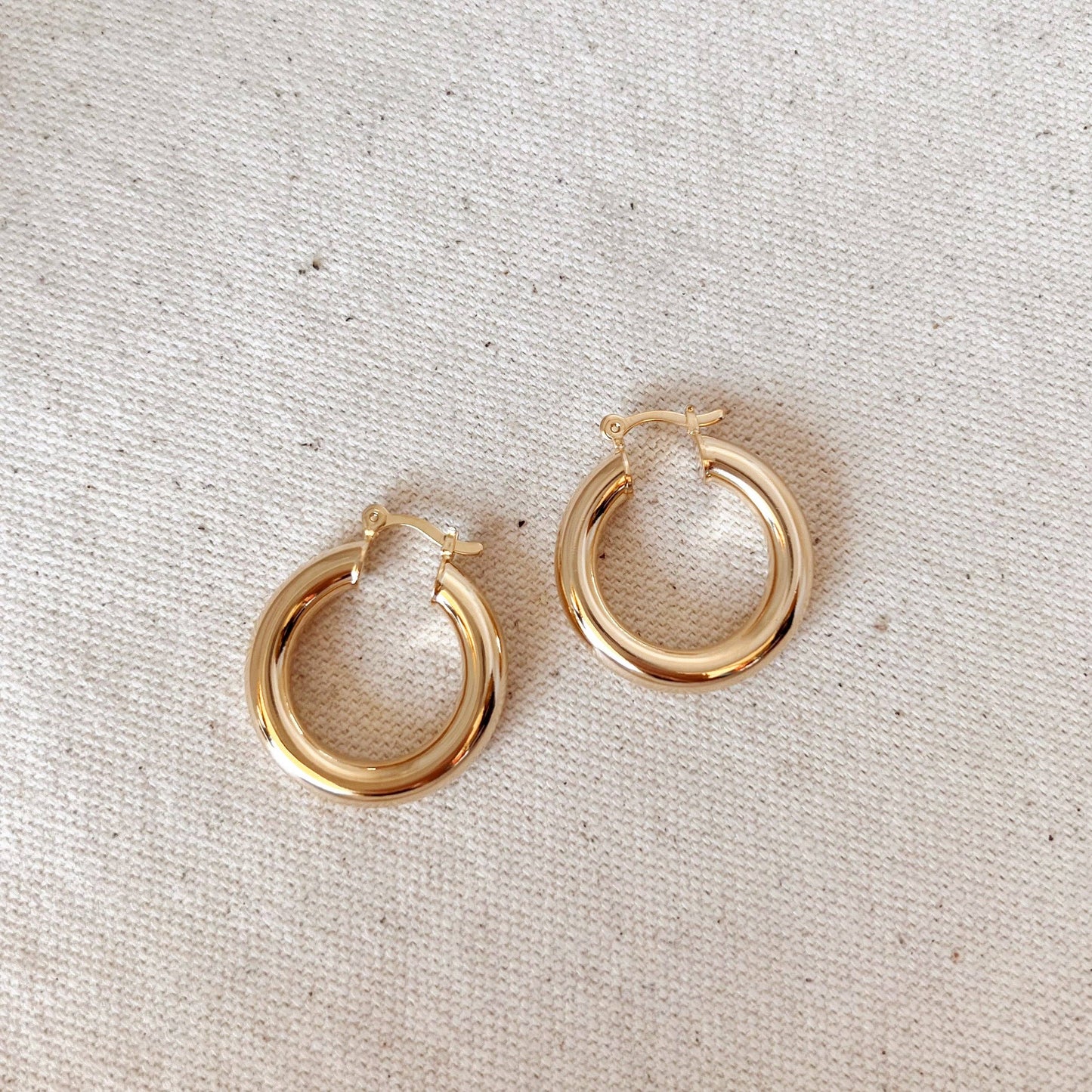 Essential 18k Gold Filled Hoop Earrings